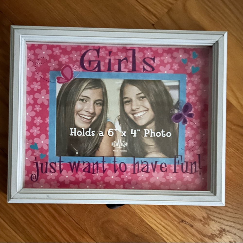 Shadowbox frame (for 6”x4” photo)